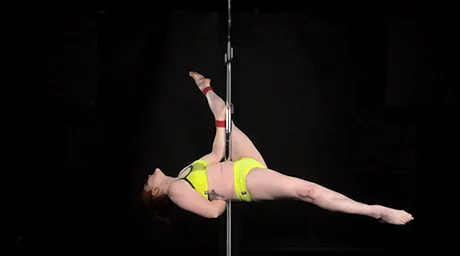 Table-Top-Split-Pole-Move