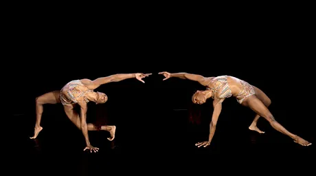 straddle fold warmup lesson designed to open up chest, improve upper body and shoulder mobility 