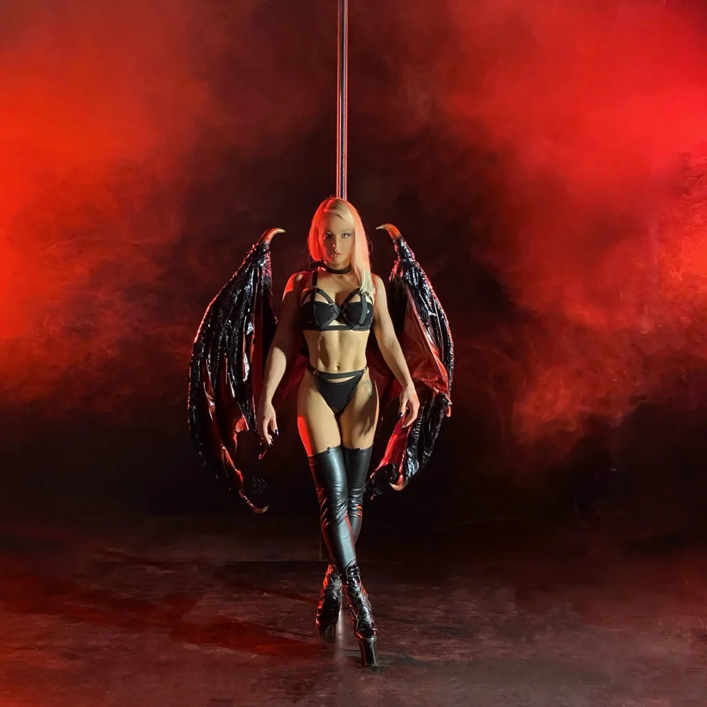 Course for pole professional by Anastasia Sokolova